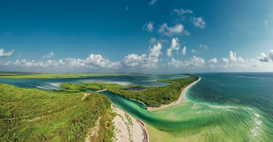 Sian Ka’an: Ecoturismo en el Corazón de la Naturaleza
